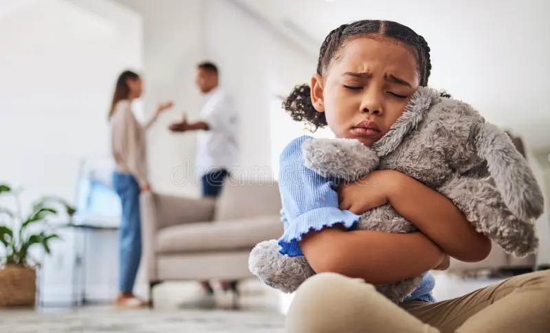 parents-fight-sad-girl